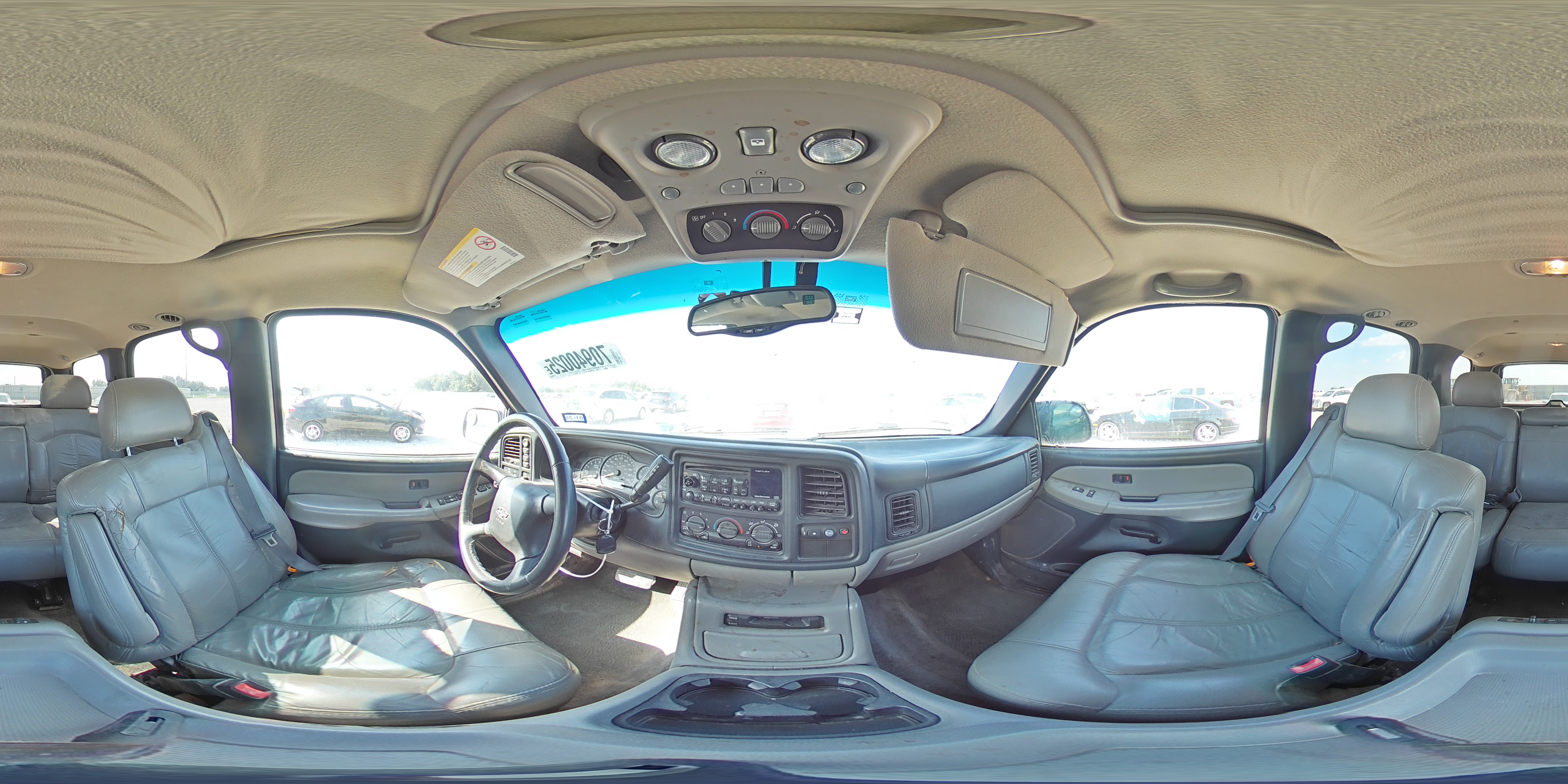 2002 Chevrolet Tahoe K1500 VIN: 1GNEK13Z02R202164 Lot: 70940025