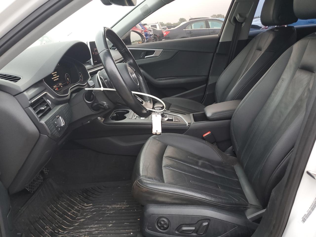 2017 Audi A4 Premium Plus VIN: WAUENAF47HN037100 Lot: 81564655