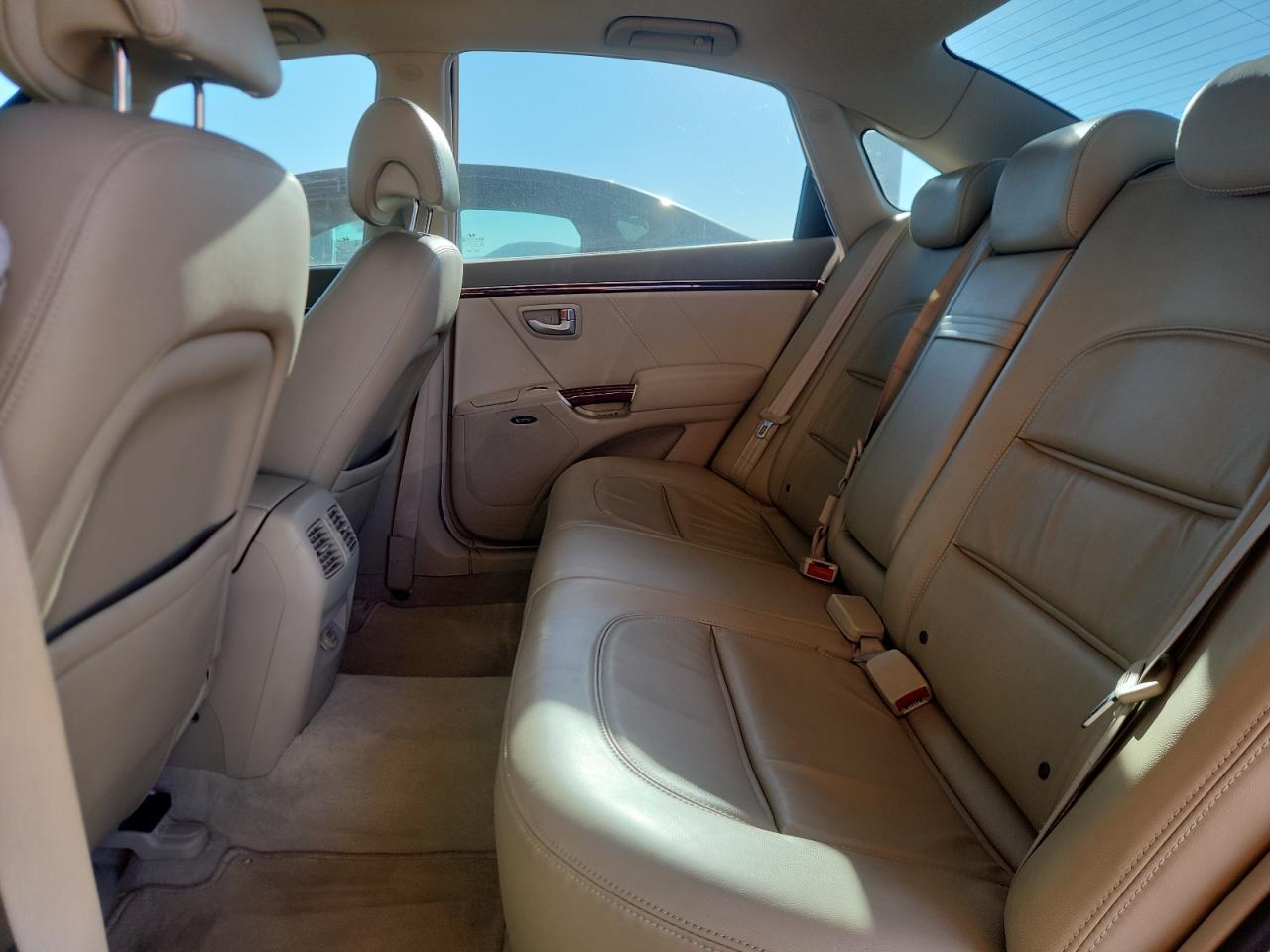2007 Hyundai Azera Se VIN: KMHFC46F87A187749 Lot: 80725305
