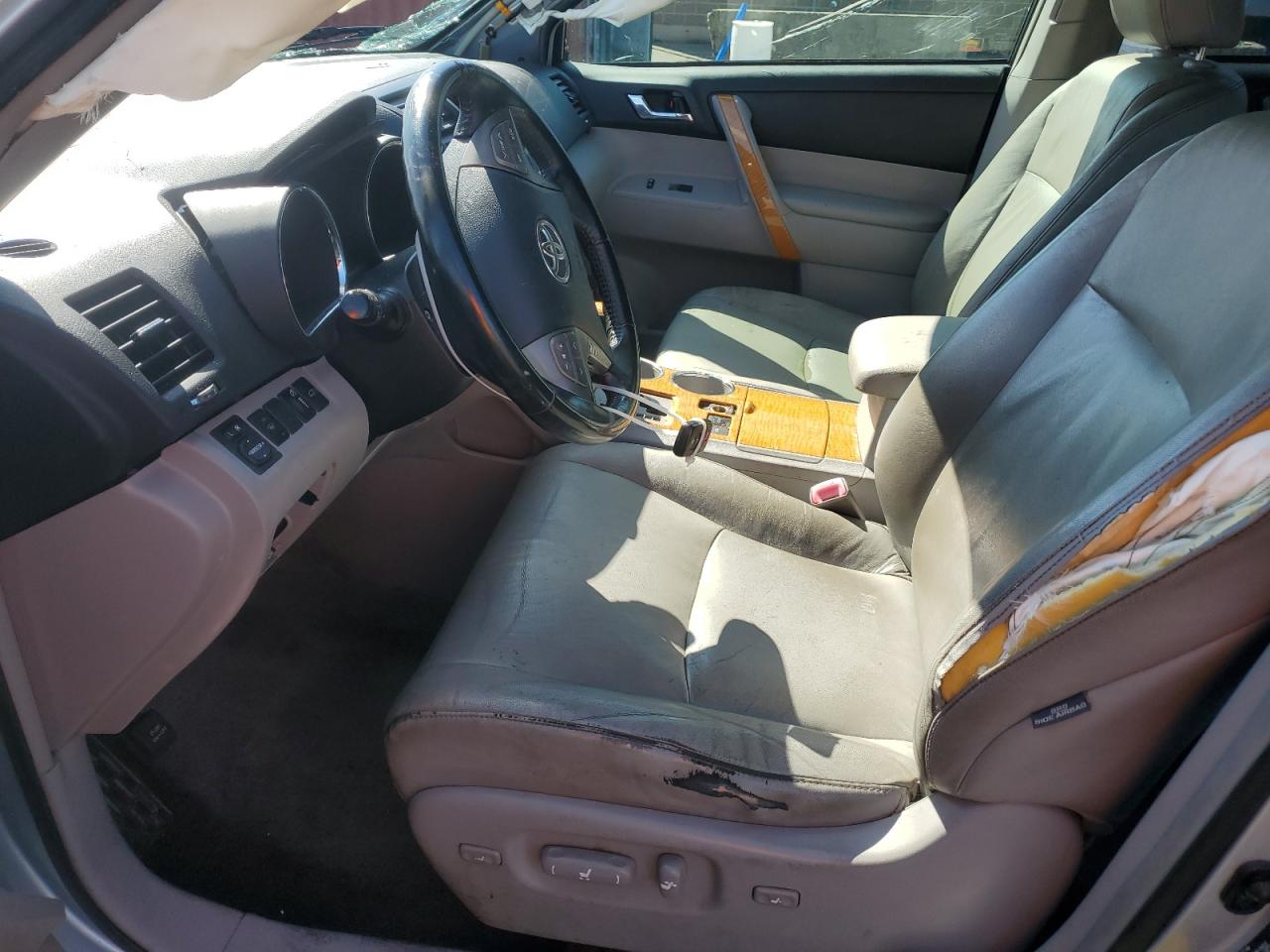 2008 Toyota Highlander Hybrid Limited VIN: JTEEW44A682021980 Lot: 71792465