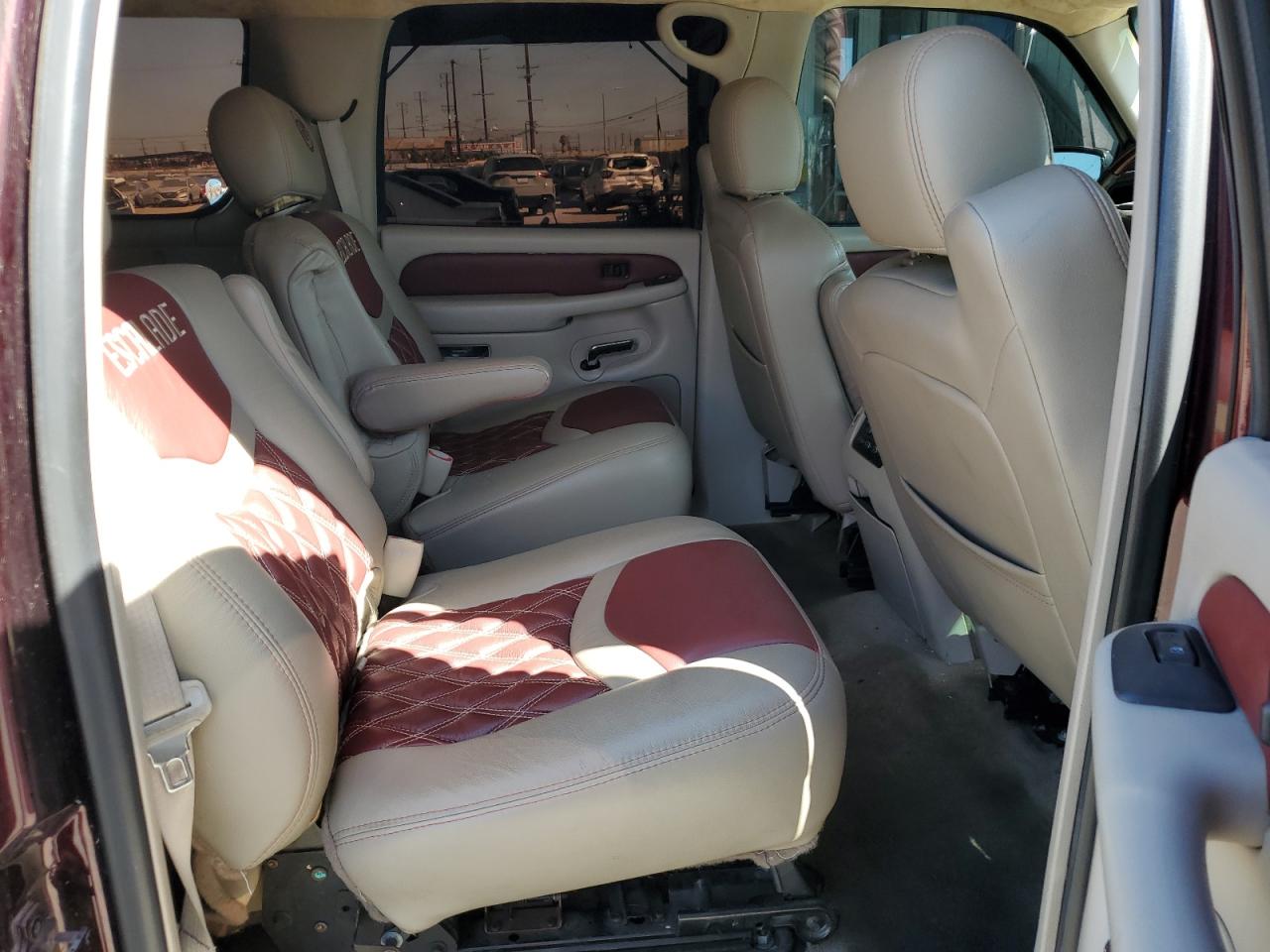 2005 Cadillac Escalade Esv VIN: 3GYFK66N65G260569 Lot: 71500215