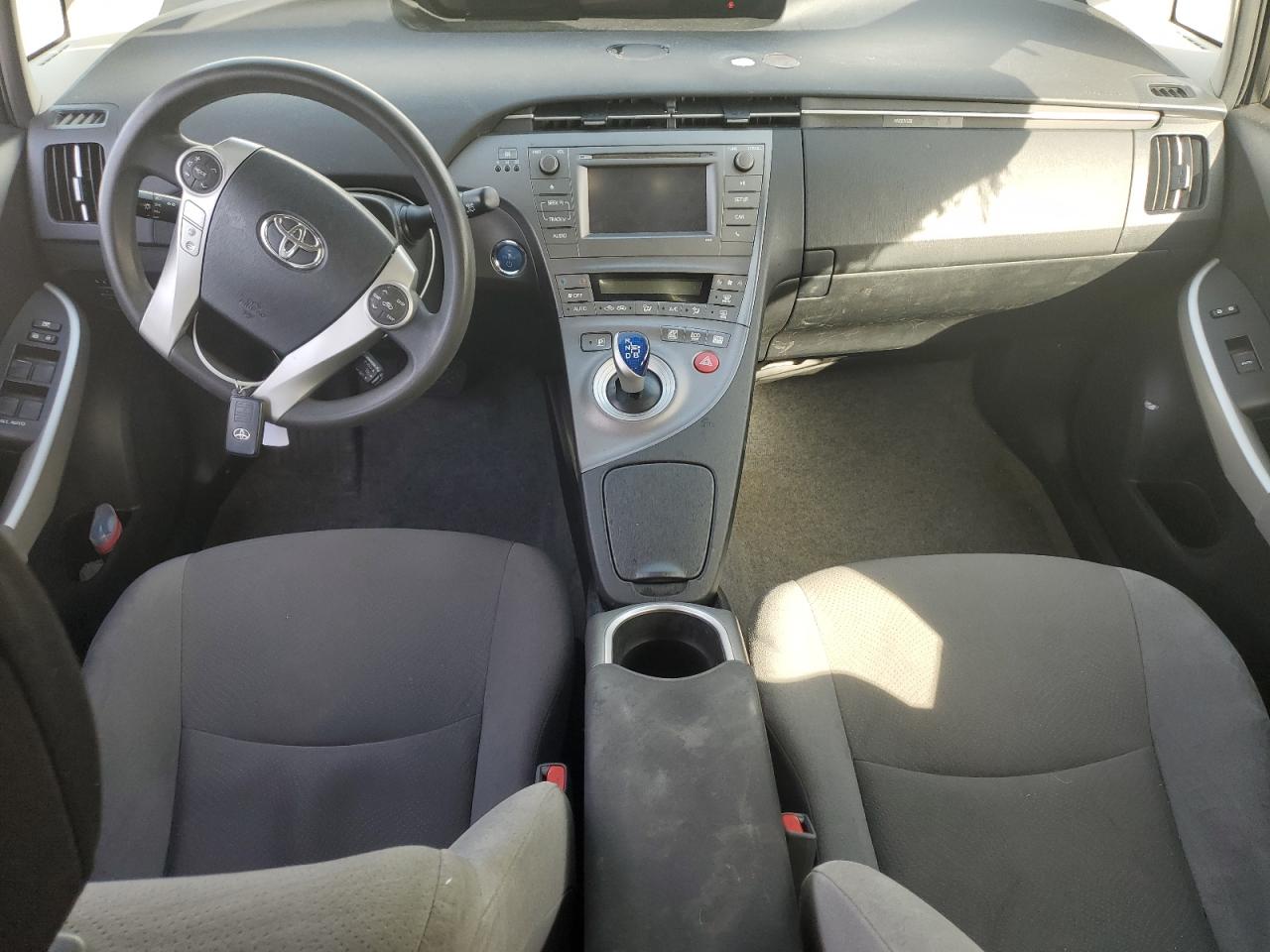 2014 Toyota Prius VIN: JTDKN3DU2E0384587 Lot: 84631905