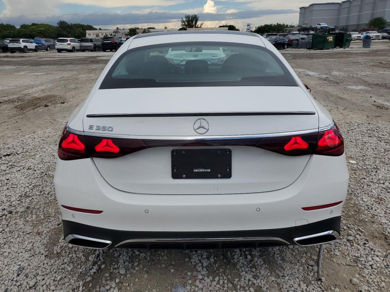 2025 Mercedes-Benz E 350 VIN: W1KLF4GB6SA169386 Lot: 81463665