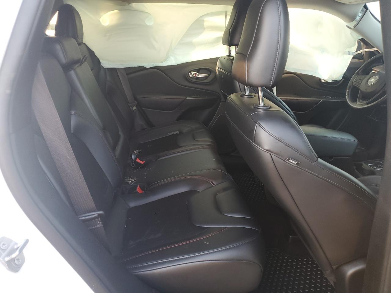 2020 Jeep Cherokee Trailhawk VIN: 1C4PJMBX0LD647458 Lot: 71843765