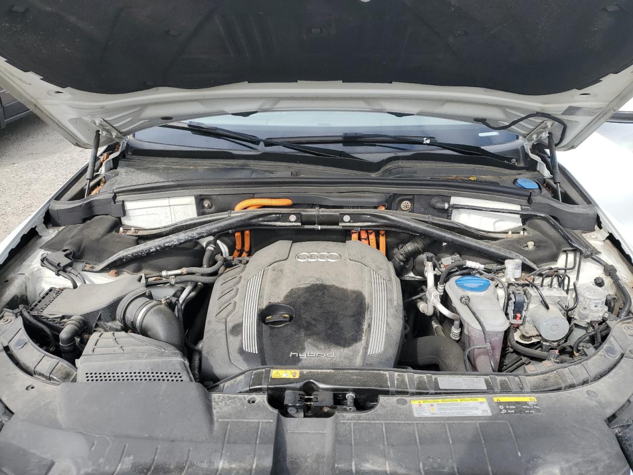 2014 Audi Q5 Premium Hybrid VIN: WA1C8BFP4EA113127 Lot: 71675975