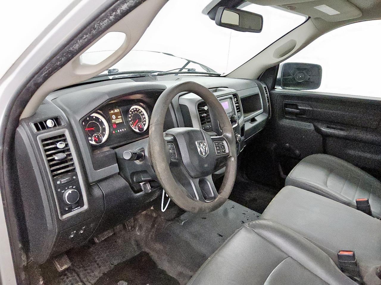 2018 Ram 1500 St VIN: 3C6JR6DT8JG137757 Lot: 80923095