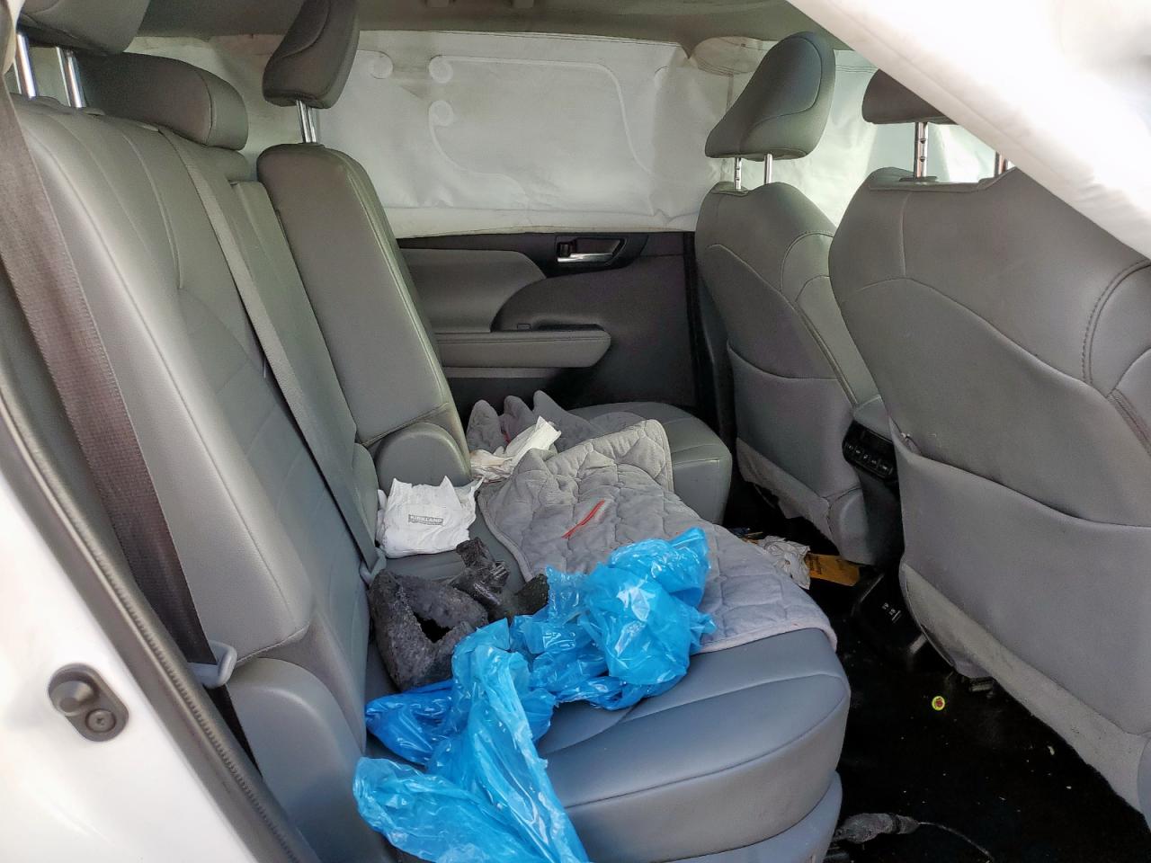 2021 Toyota Highlander Xle VIN: 5TDGZRAH5MS524695 Lot: 82088875