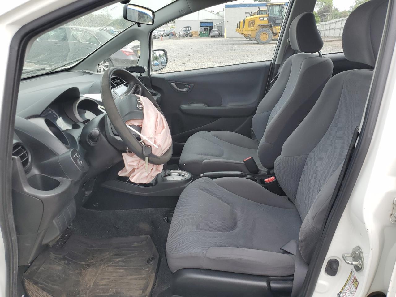 2010 Honda Fit VIN: JHMGE8H25AC037595 Lot: 83799495