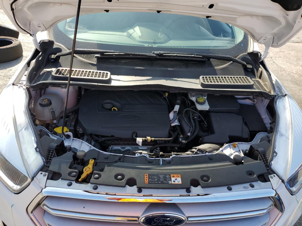 2018 Ford Escape Se VIN: 1FMCU9GDXJUB59001 Lot: 84057235