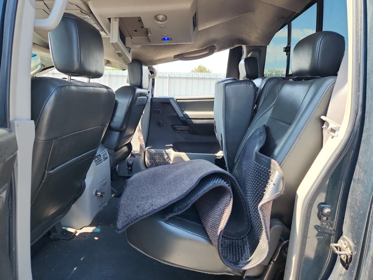 2004 Nissan Titan Xe VIN: 1N6AA07BX4N576158 Lot: 71103005