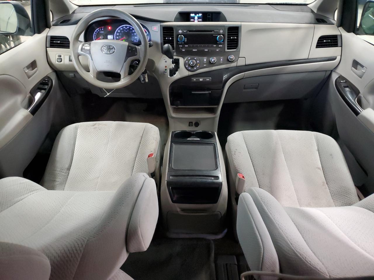 2012 Toyota Sienna Le VIN: 5TDKK3DC8CS183318 Lot: 81241035