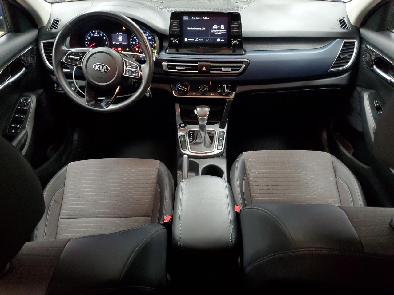 2021 Kia Seltos S VIN: KNDEUCAA1M7203236 Lot: 70000245