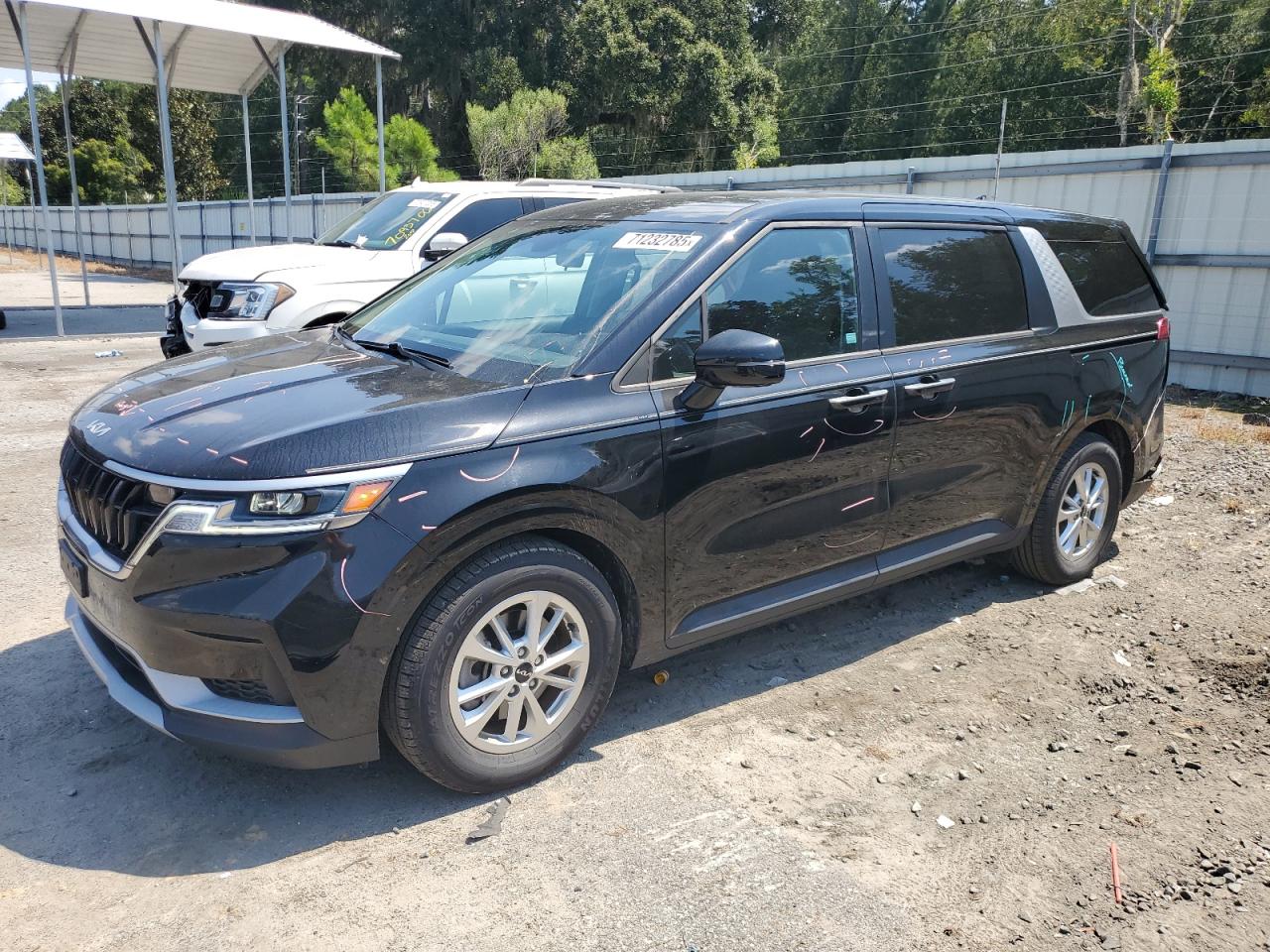 2023 Kia Carnival Lx