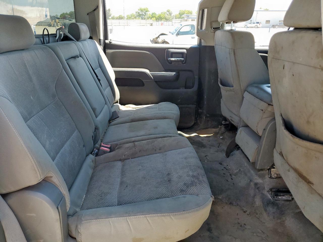 2016 GMC Sierra C2500 Heavy Duty VIN: 1GT11REG9GF137568 Lot: 71837115