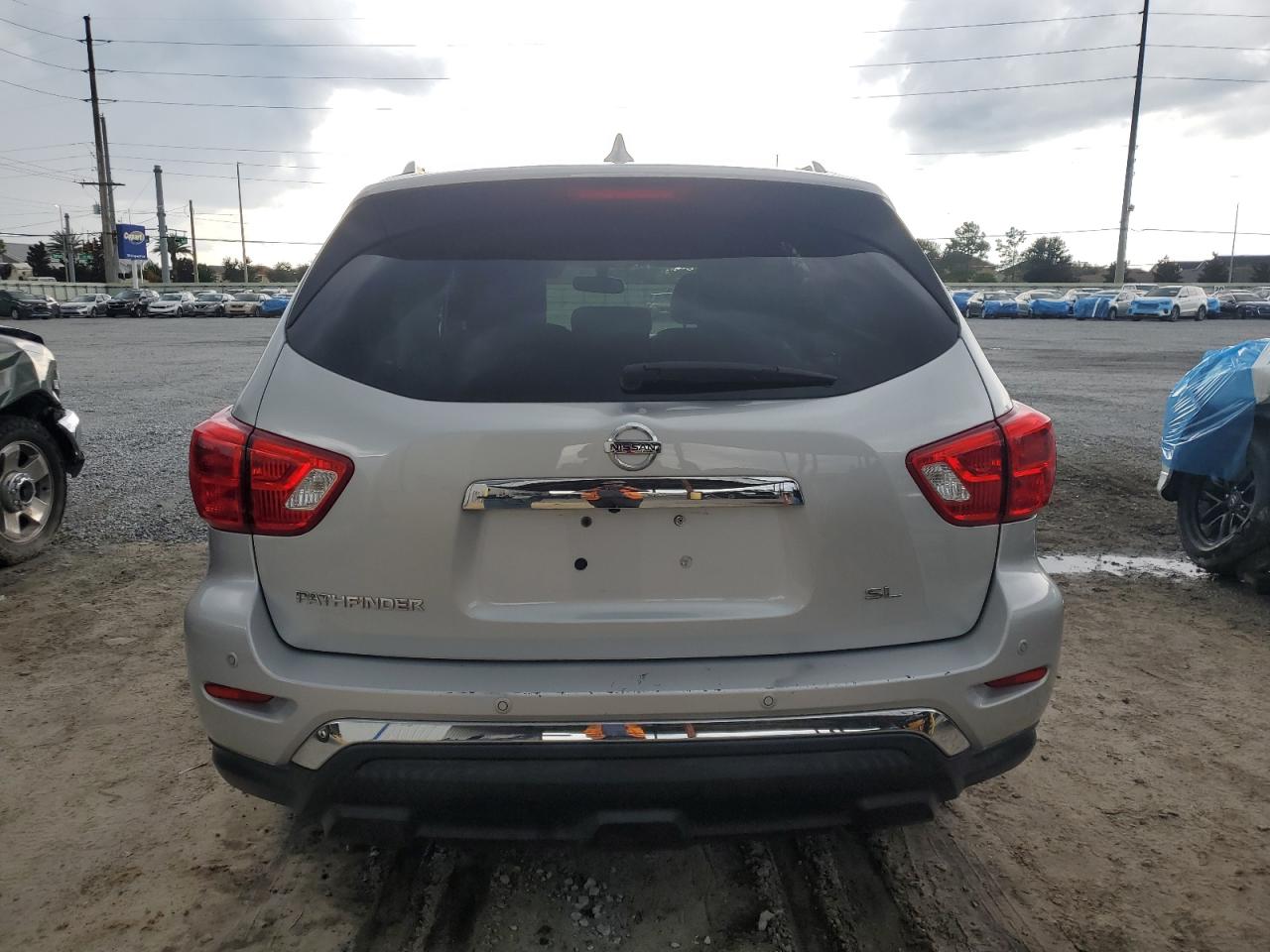 2019 Nissan Pathfinder S VIN: 5N1DR2MN8KC612100 Lot: 81390375