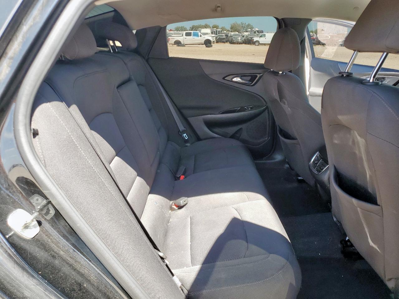 2018 Chevrolet Malibu Lt VIN: 1G1ZD5ST8JF179816 Lot: 84013485