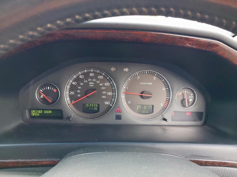 2003 VOLVO V70 D5 SE