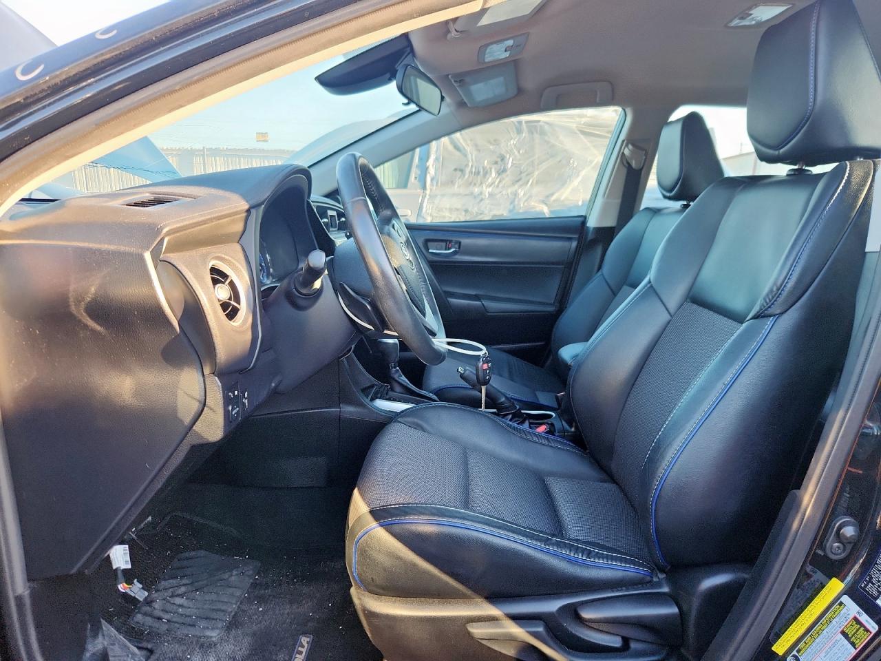 2017 Toyota Corolla L VIN: 5YFBURHE2HP651388 Lot: 81712625