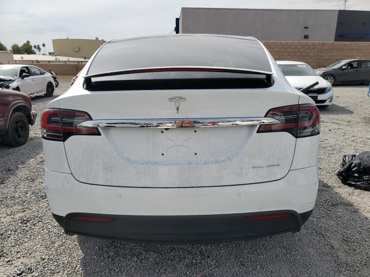 2019 Tesla Model X VIN: 5YJXCDE2XKF207331 Lot: 81294835