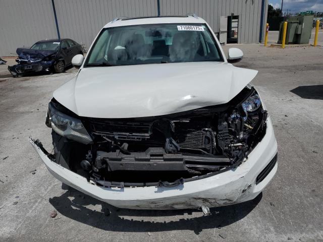  VOLKSWAGEN TIGUAN 2017 Biały