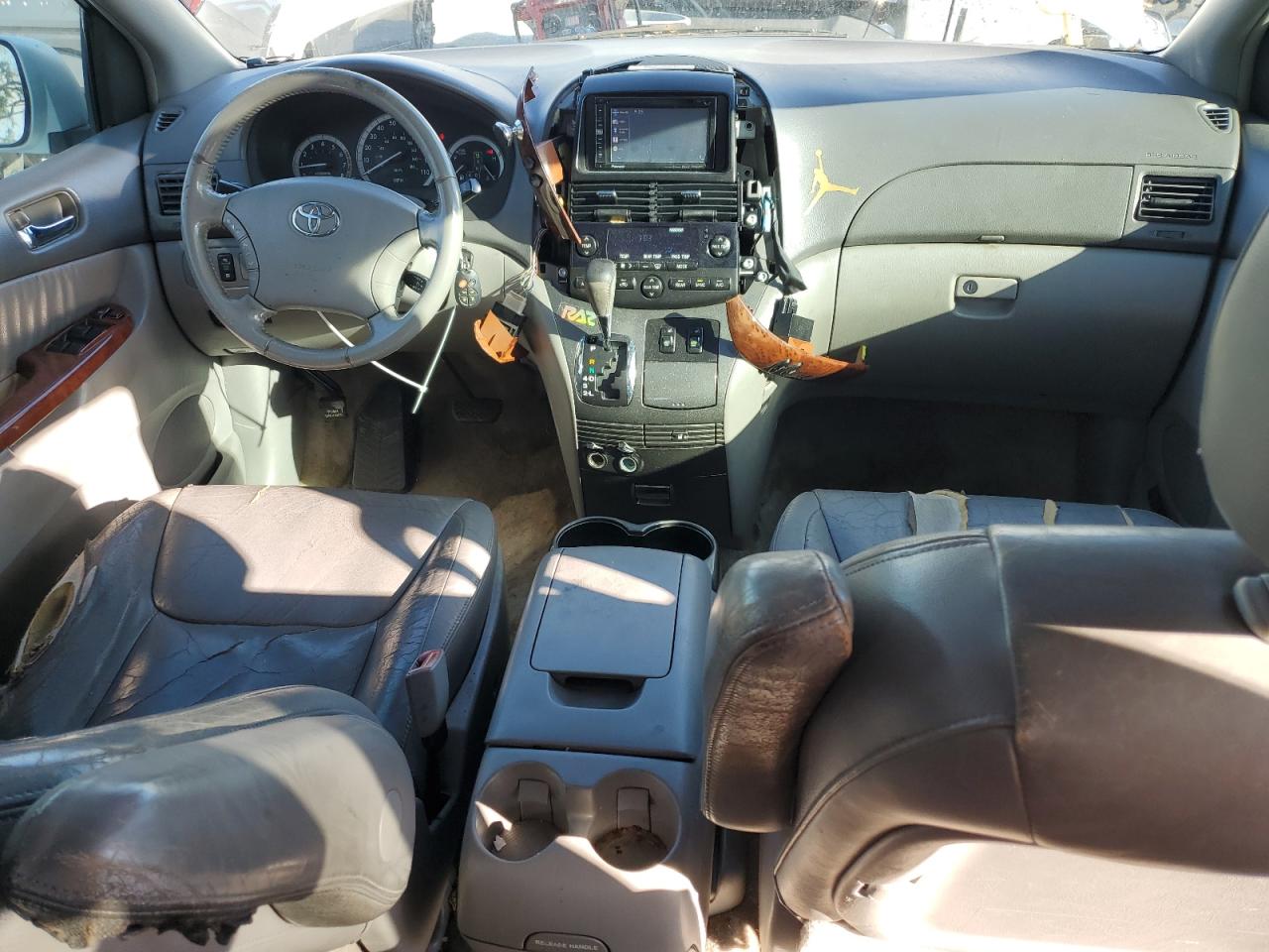 2005 Toyota Sienna Xle VIN: 5TDZA22C05S302514 Lot: 81870215