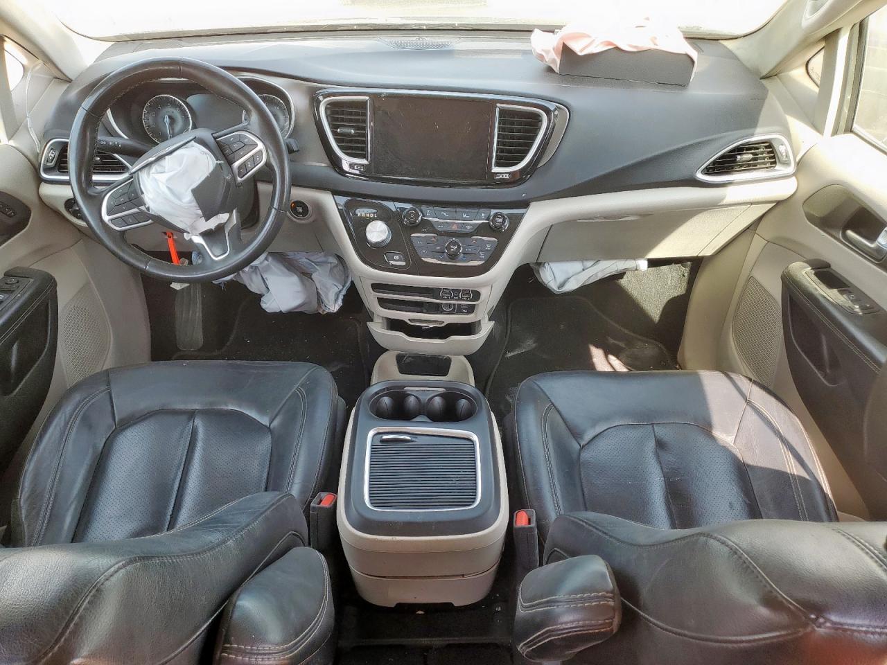 2022 Chrysler Pacifica Touring L VIN: 2C4RC1BG0NR138780 Lot: 70904565