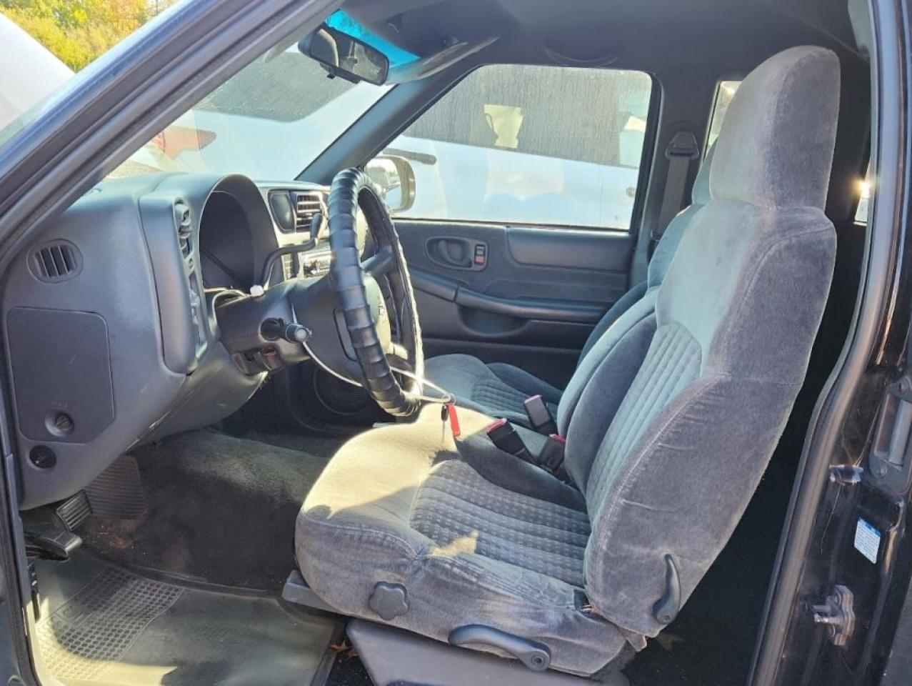 2001 Chevrolet S Truck S10 VIN: 1GCCS19W118225163 Lot: 81863075