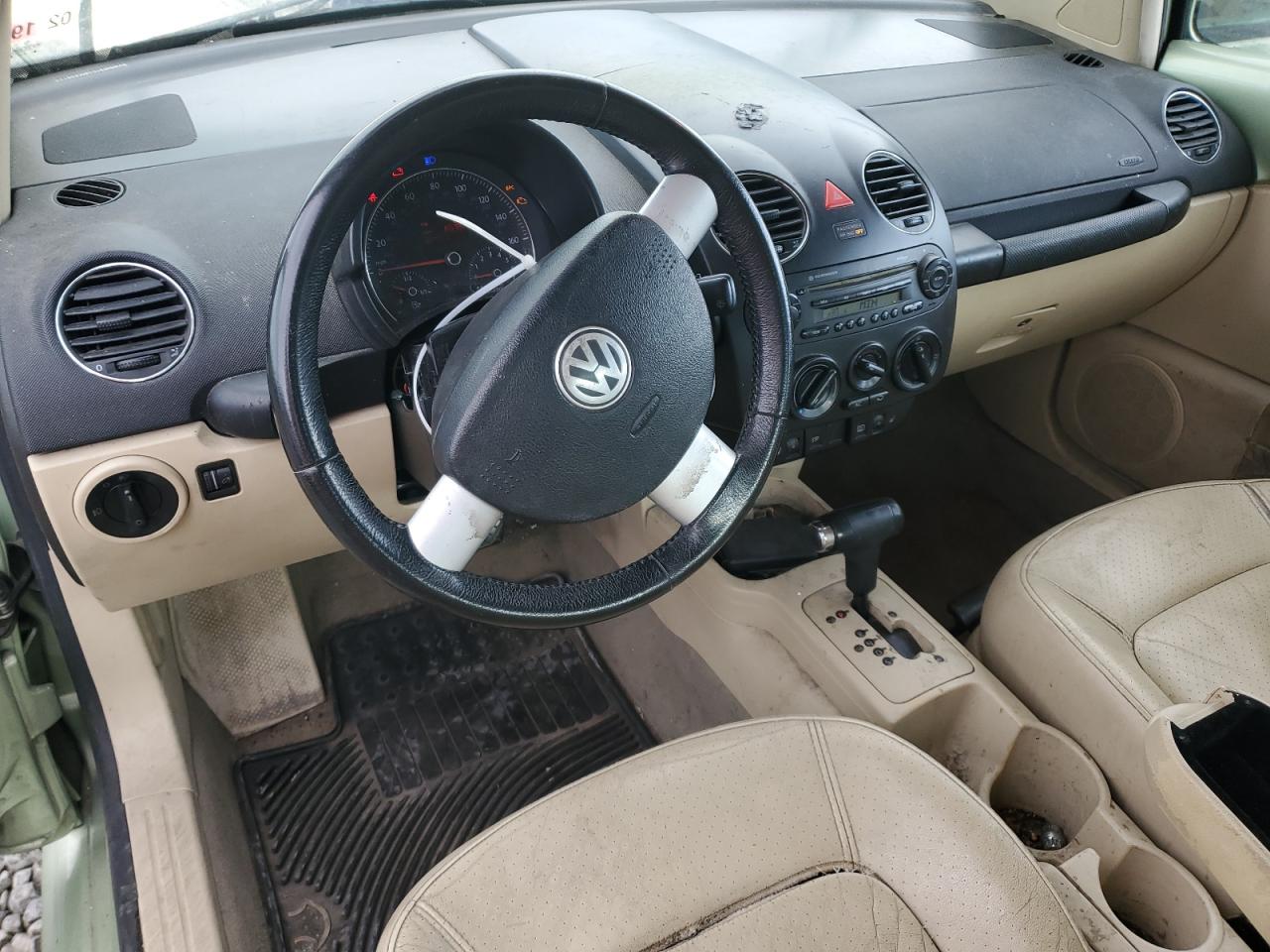 2006 Volkswagen New Beetle 2.5L Option Package 2 VIN: 3VWSW31C26M406124 Lot: 84704145