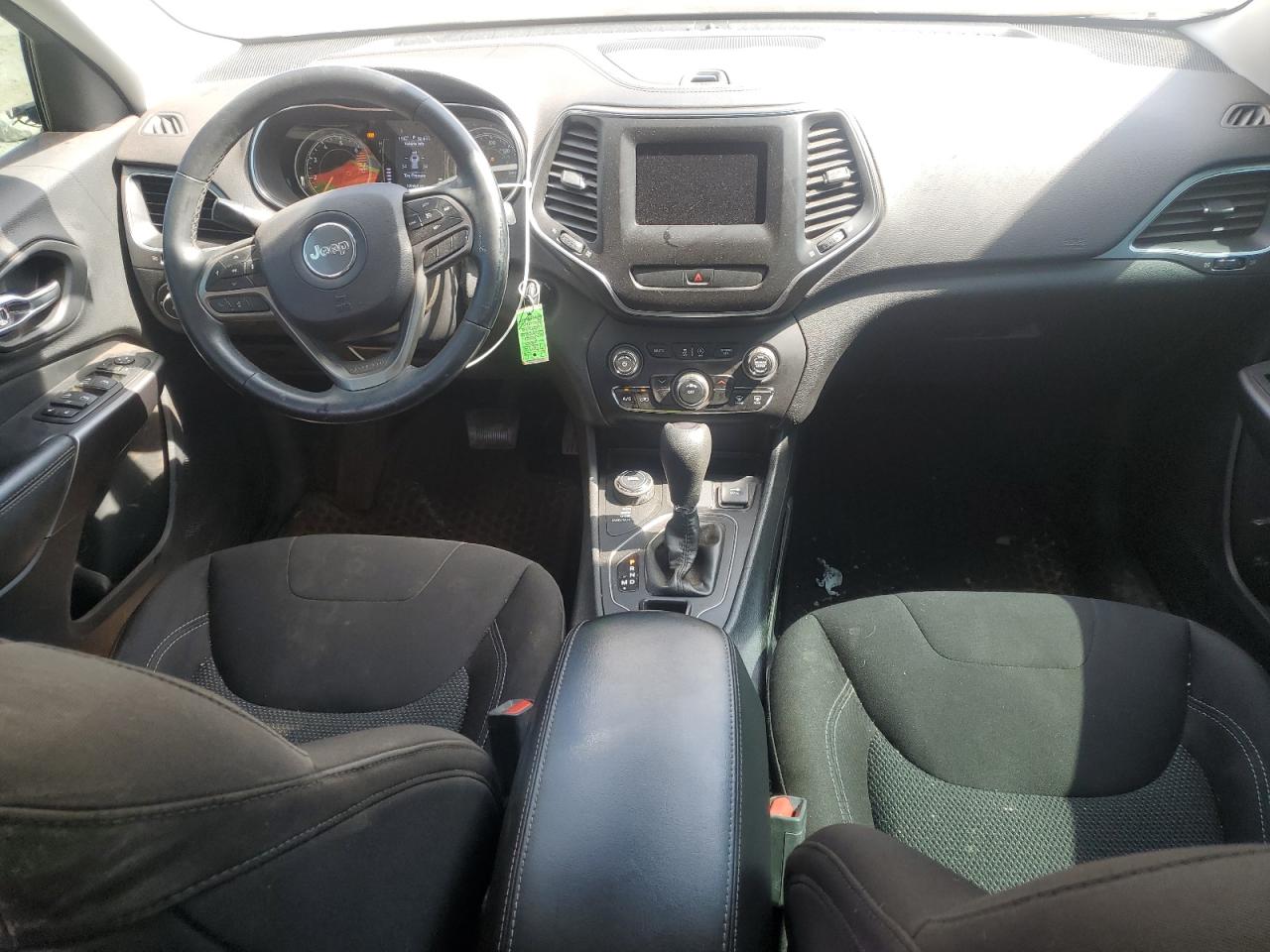 2019 Jeep Cherokee Latitude VIN: 1C4PJMCB2KD309187 Lot: 84562145