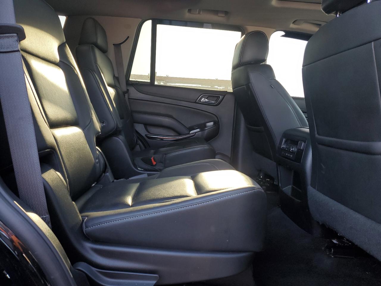 2019 GMC Yukon Slt VIN: 1GKS2BKC6KR101214 Lot: 80503935