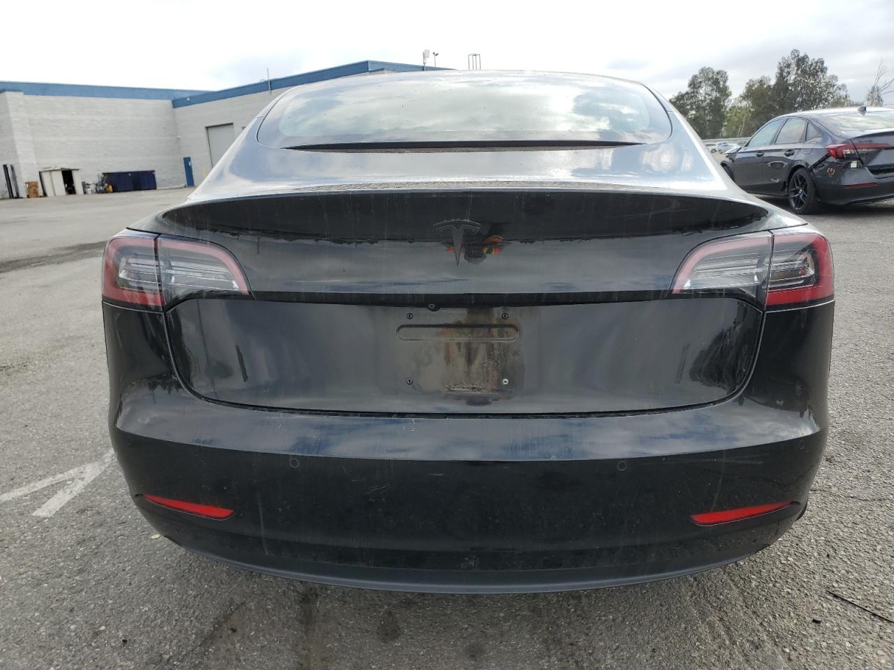 2018 Tesla Model 3 VIN: 5YJ3E1EA7JF151703 Lot: 72031845