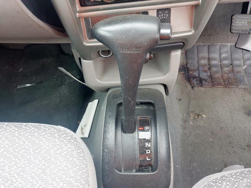 2002 NISSAN MICRA SE 16V AUTO 