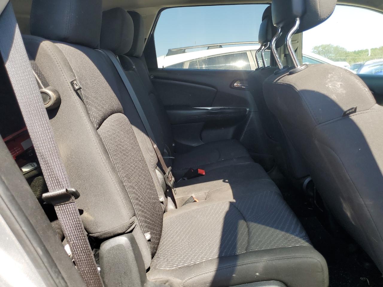 2018 Dodge Journey Se VIN: 3C4PDCAB4JT524650 Lot: 70908235