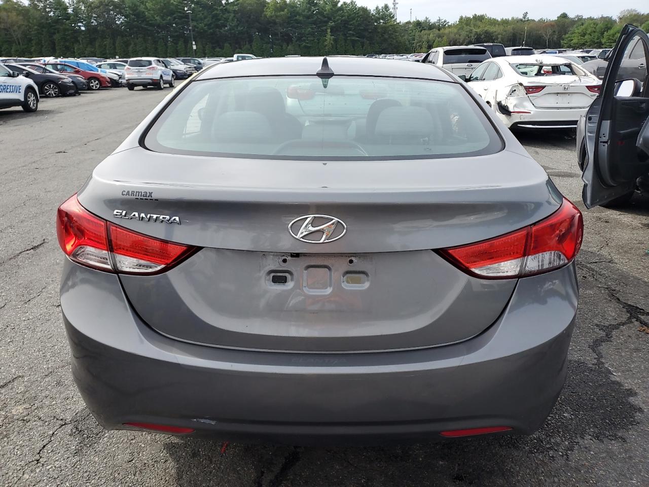 2013 Hyundai Elantra Gls VIN: 5NPDH4AE7DH388879 Lot: 70306405