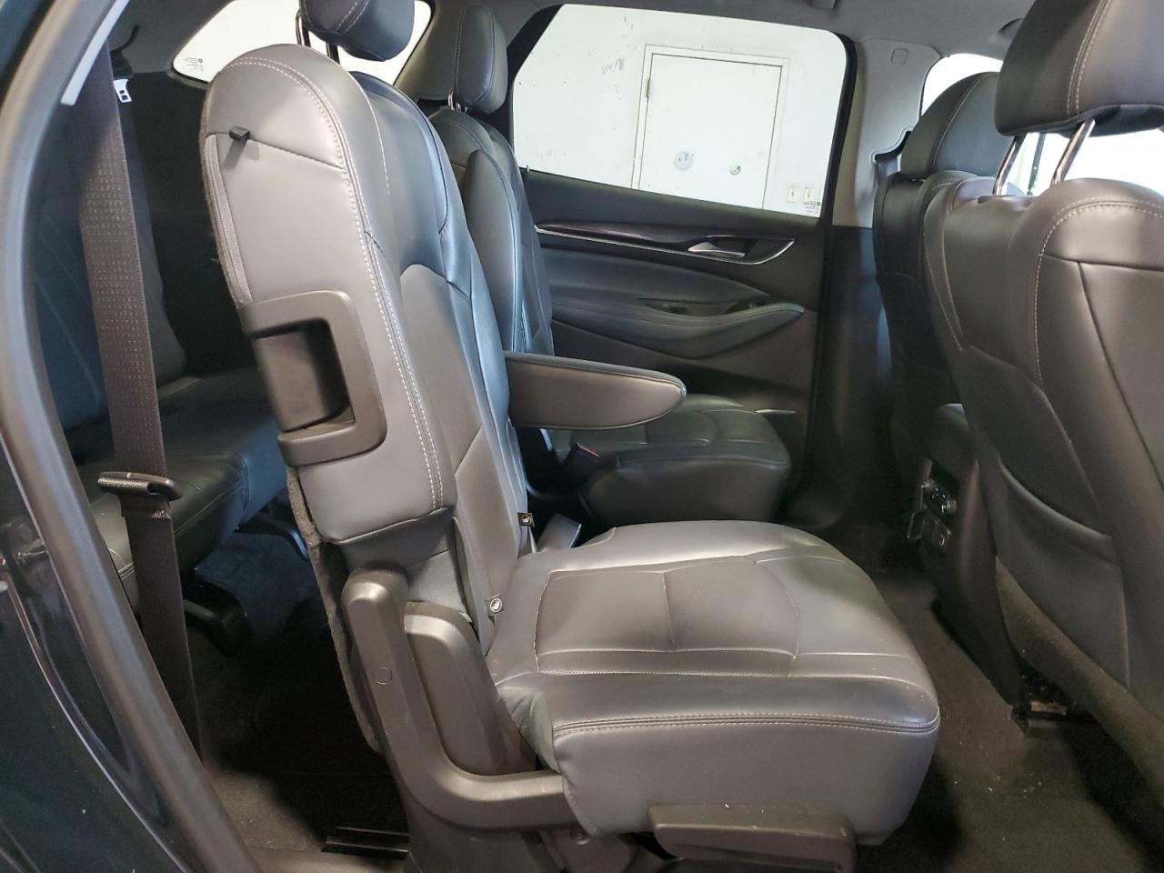 2018 Buick Enclave Premium VIN: 5GAERCKW4JJ253916 Lot: 81308485