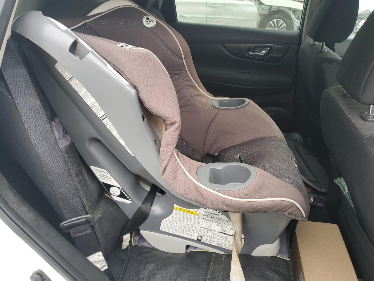 2017 Nissan Rogue S VIN: KNMAT2MT9HP601535 Lot: 83778465