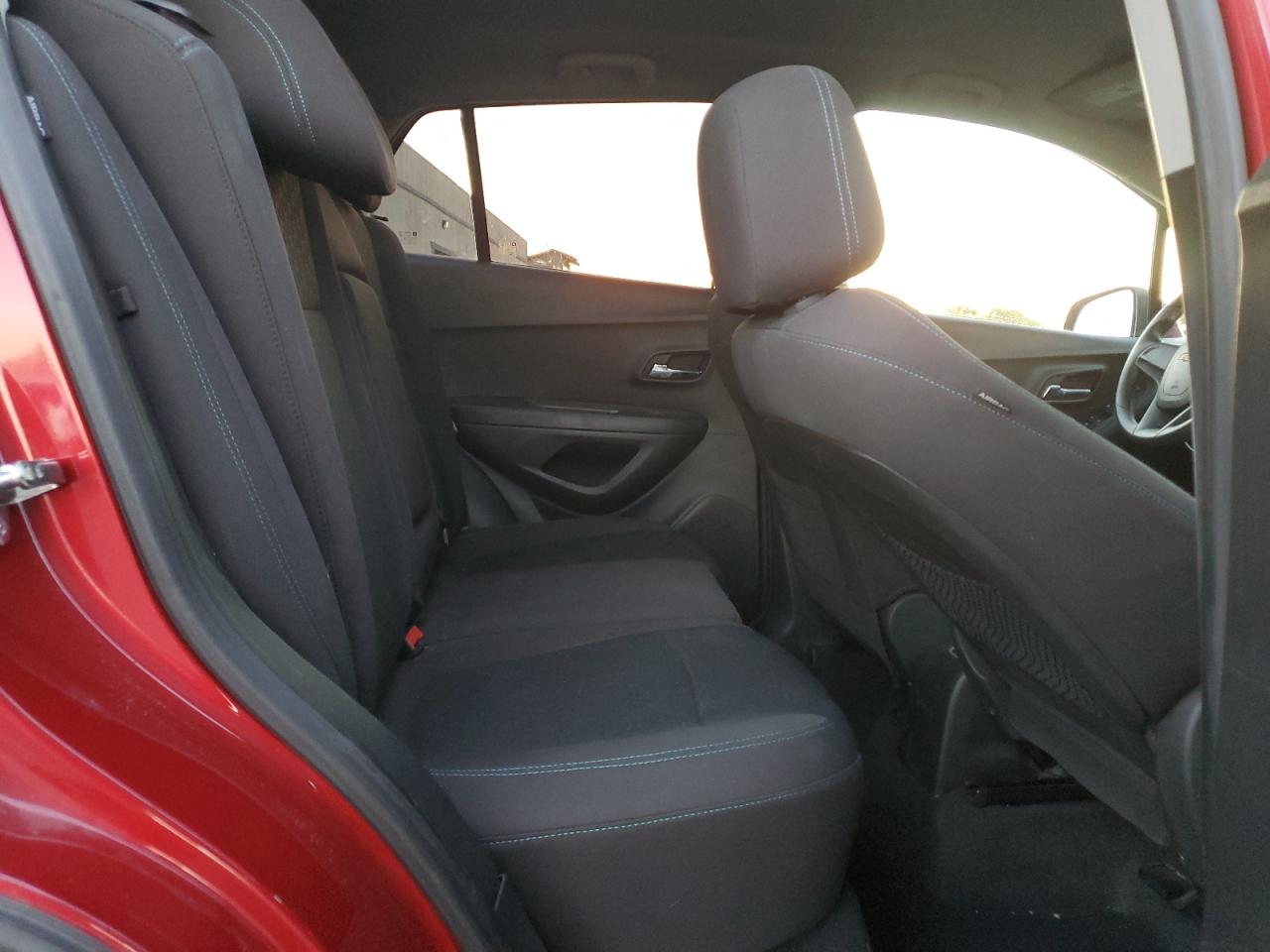 2015 Chevrolet Trax Ls VIN: KL7CJKSB4FB243440 Lot: 80740355