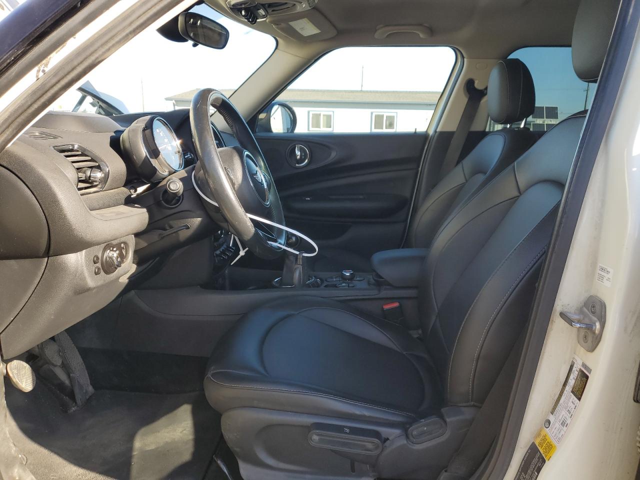 2017 Mini Cooper Clubman VIN: WMWLN5C54H2B35307 Lot: 82170555