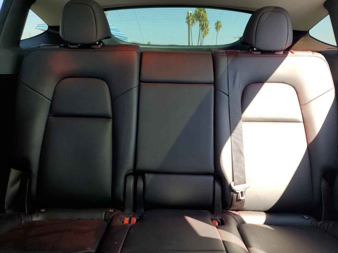 2023 Tesla Model Y VIN: 7SAYGDEE0PA032744 Lot: 84433575