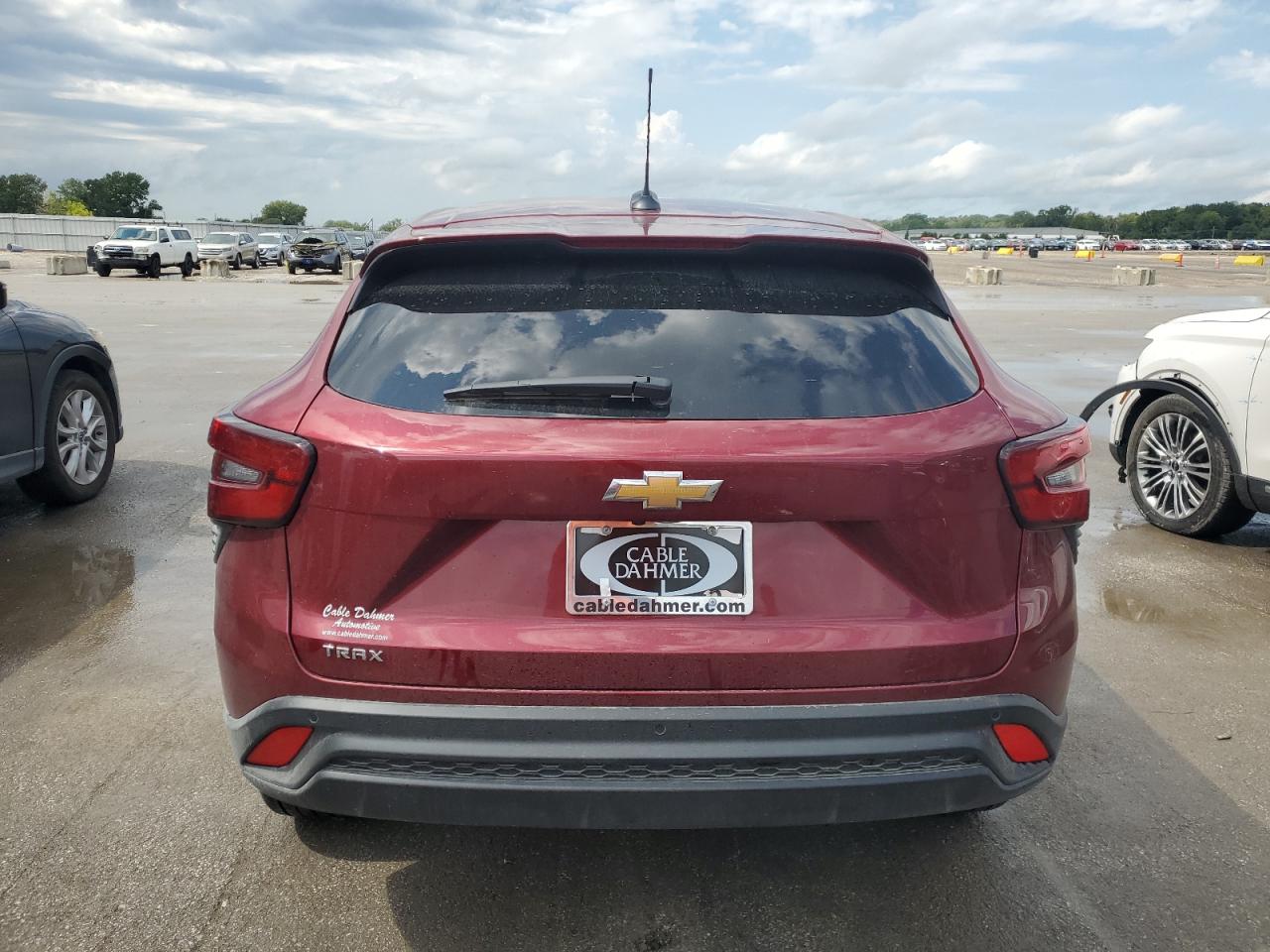 2025 Chevrolet Trax Ls VIN: KL77LFEP1SC289919 Lot: 80190275