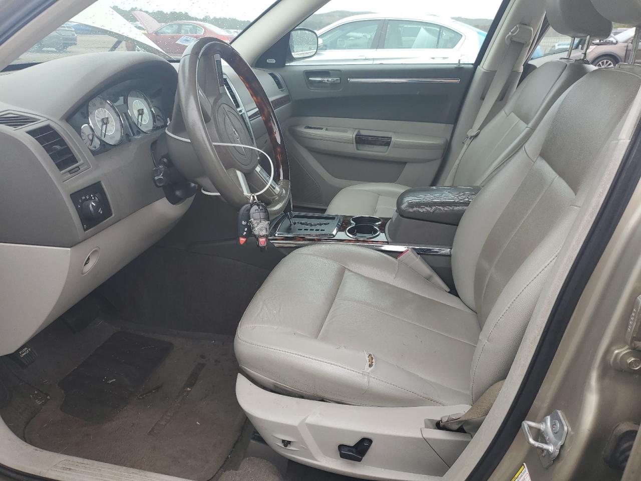 2009 Chrysler 300 Limited VIN: 2C3KA33V39H617906 Lot: 83836125