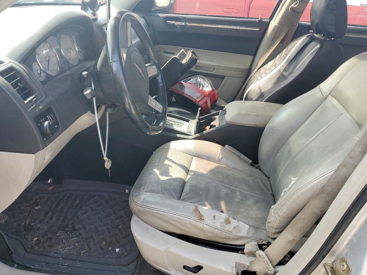 2005 Chrysler 300 Touring VIN: 2C3JA53G35H623904 Lot: 80177355