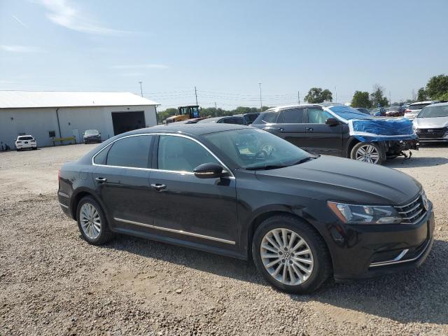  VOLKSWAGEN PASSAT 2016 Черный