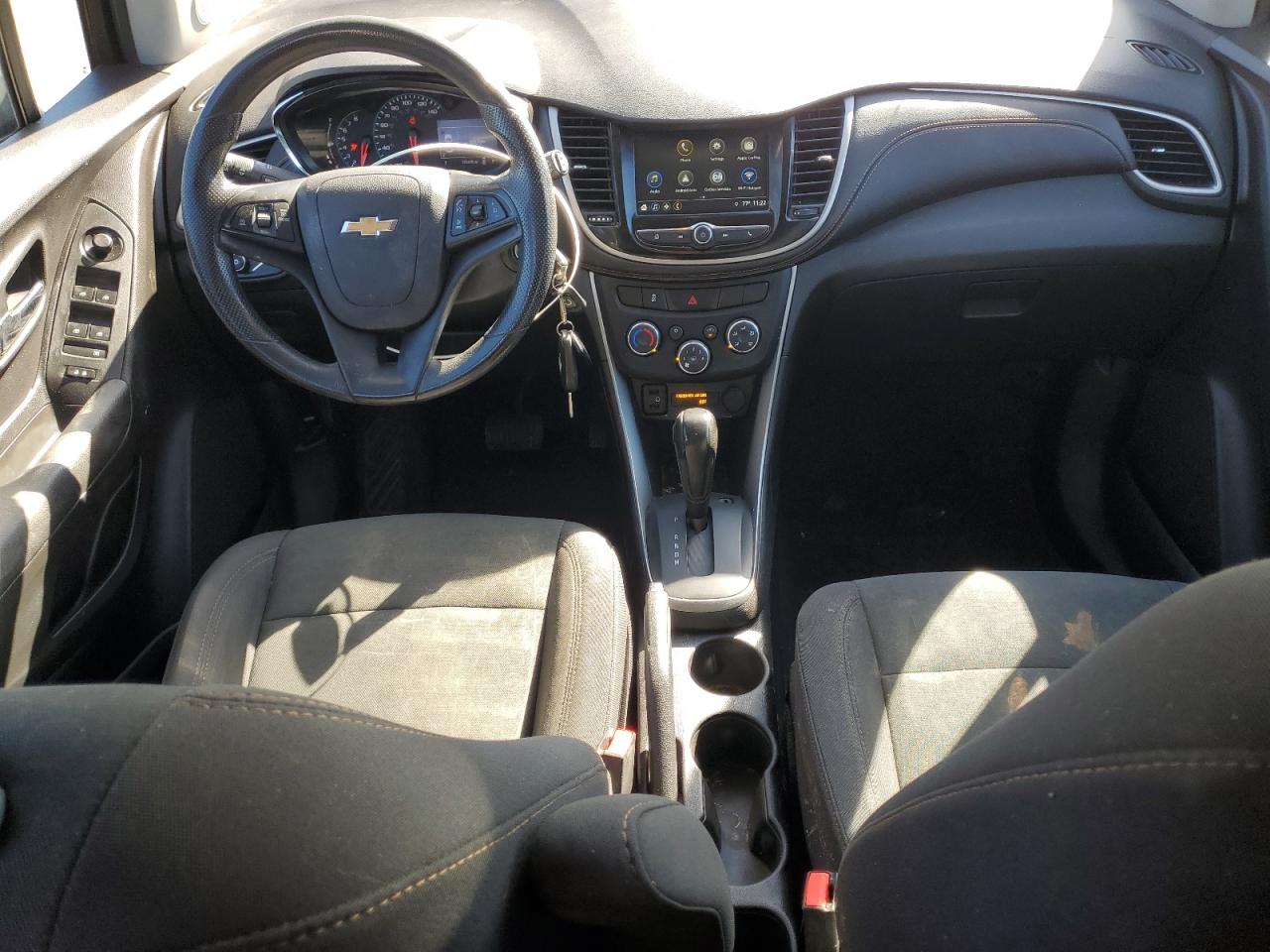 2019 Chevrolet Trax Ls VIN: 3GNCJKSB3KL165302 Lot: 84829945