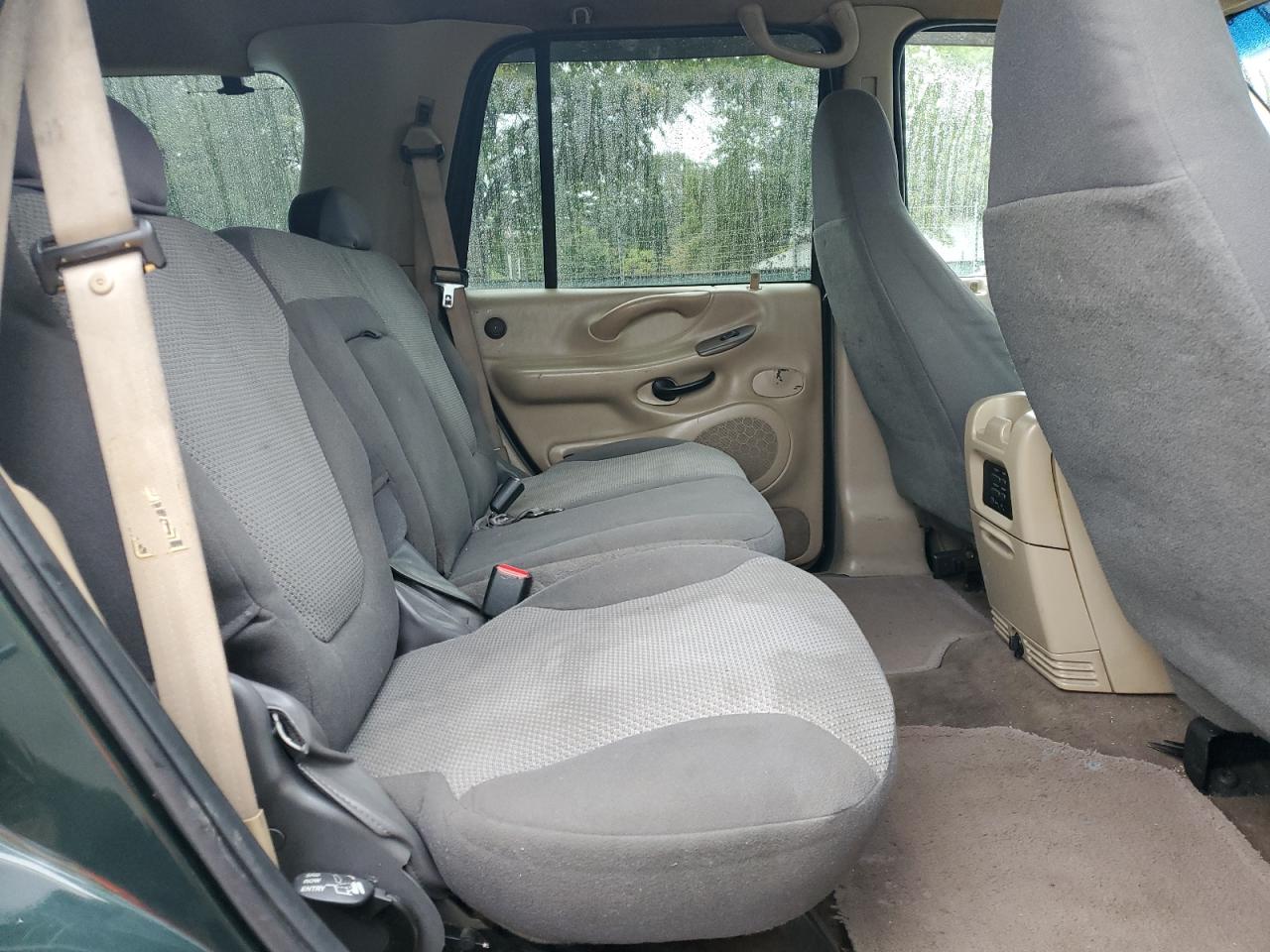 2001 Ford Expedition Xlt VIN: 1FMEU16W41LA36734 Lot: 70481035