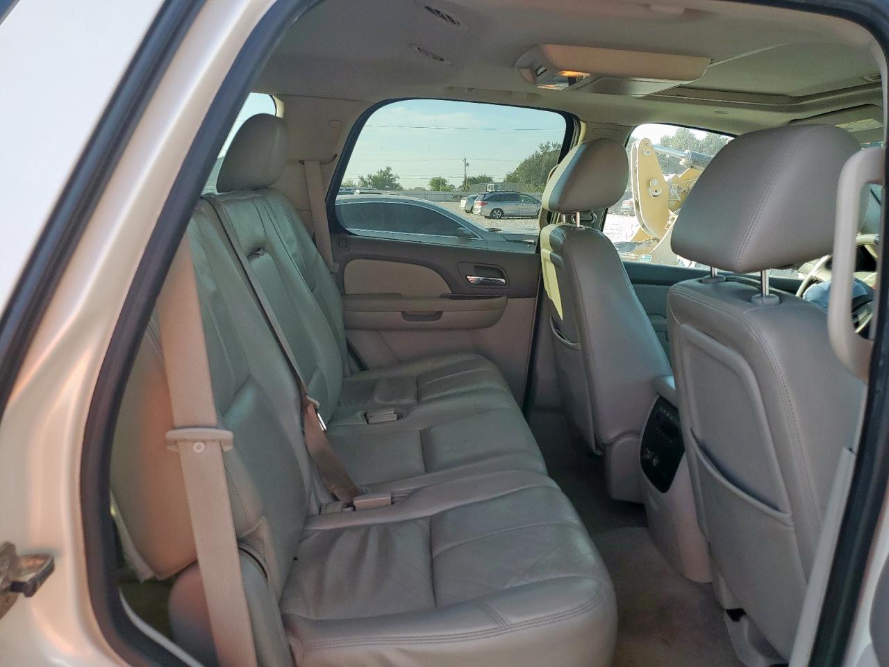 2011 GMC Yukon Slt VIN: 1GKS2CE06BR111409 Lot: 83769155