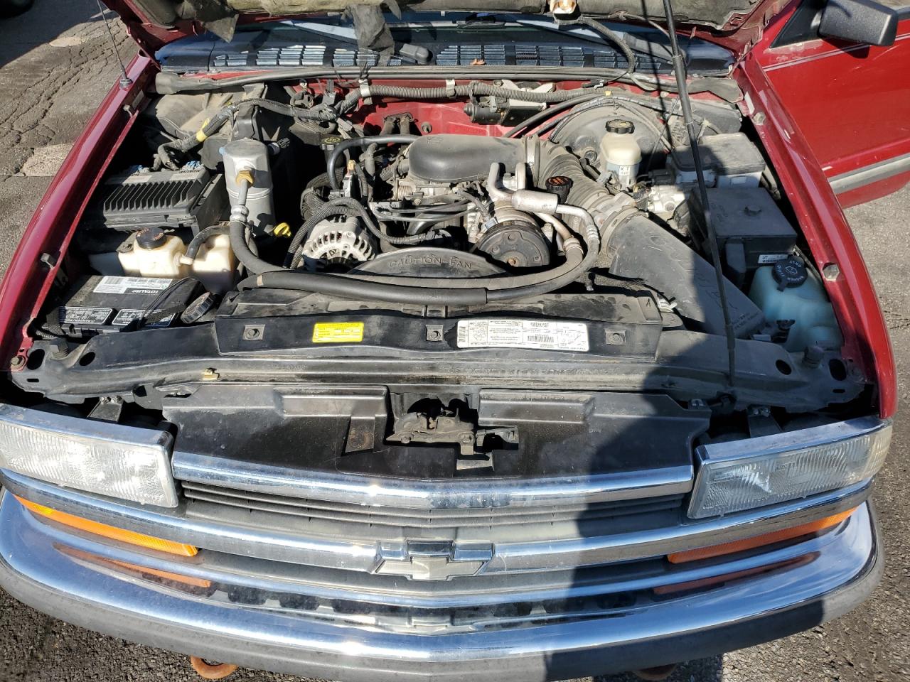 1998 Chevrolet Blazer VIN: 1GNDT13W6W2167188 Lot: 80726555