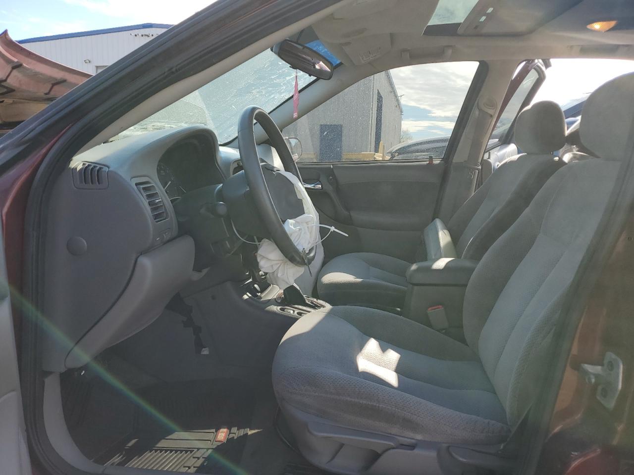 2002 Saturn L300 VIN: 1G8JW54R22Y570170 Lot: 81390715