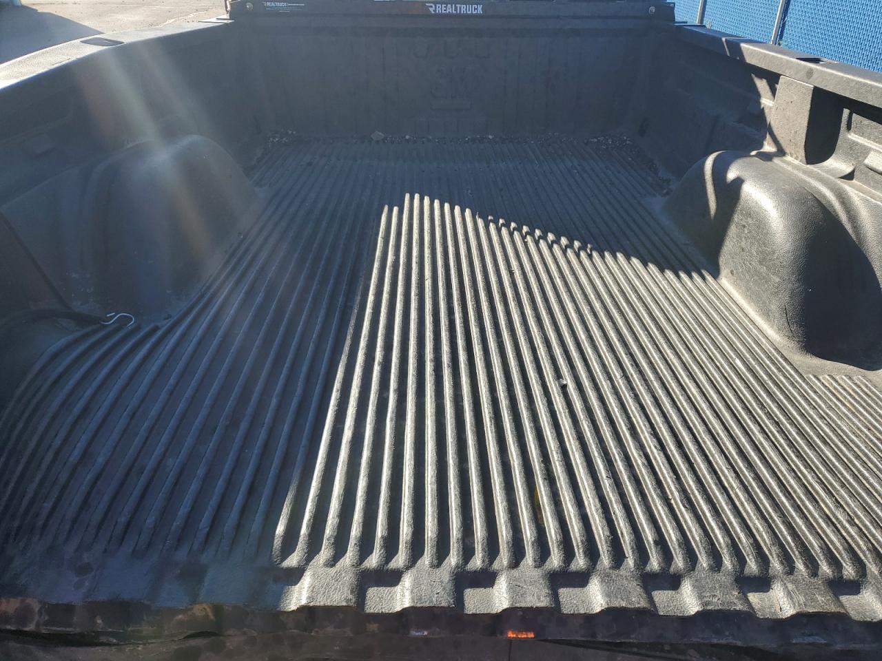 2001 Chevrolet Silverado K1500 VIN: 1GCEK14V51E322438 Lot: 84608685