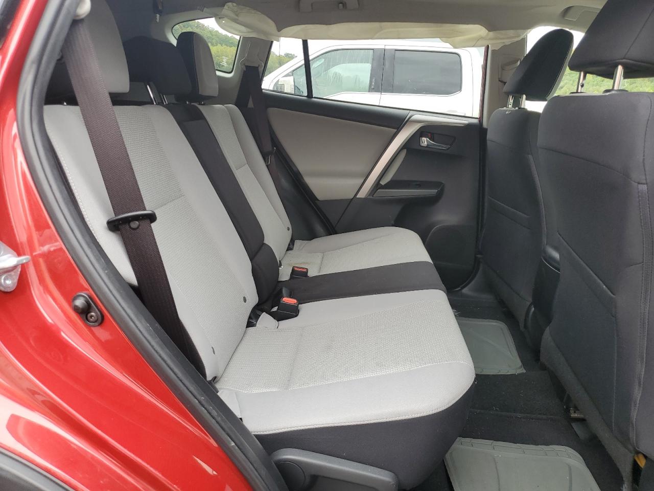 2017 Toyota Rav4 Xle VIN: JTMWFREV6HJ146670 Lot: 84022085